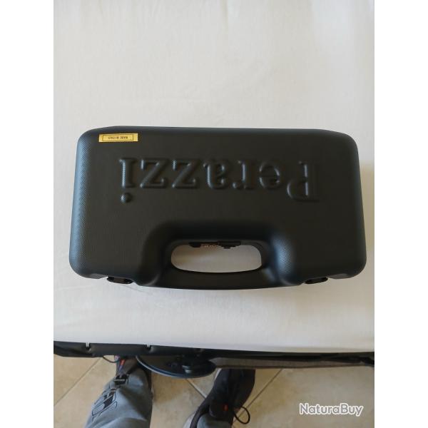 Vends mallette pour transport de cartouches de marque perazzi