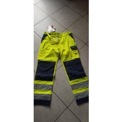 V&ecirc;tements &eacute;quipements fluo DASSY