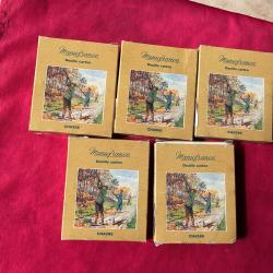 Lot de cinq bo&icirc;tes vides de cartouches Manufrance, pas de prix de r&eacute;serve