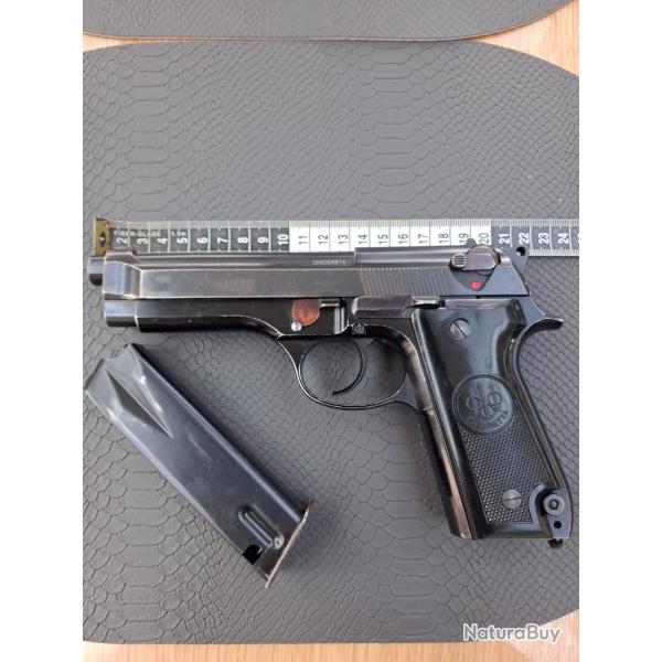 Pistolet Beretta 92 calibre 9x19