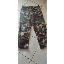 Pantalon camoufler taille L