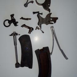 Lot de pi&egrave;ces pour revolver 1892