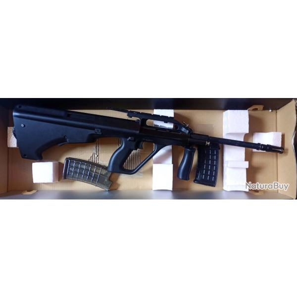 Steyr aug A2 ASG, utilis� en d�mo en magasin