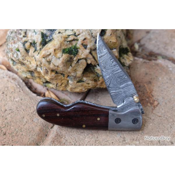 Beau Couteau Damas Lame 128 Couches Manche Bois Mitres Damas Fab Artisanale Linerlock 000