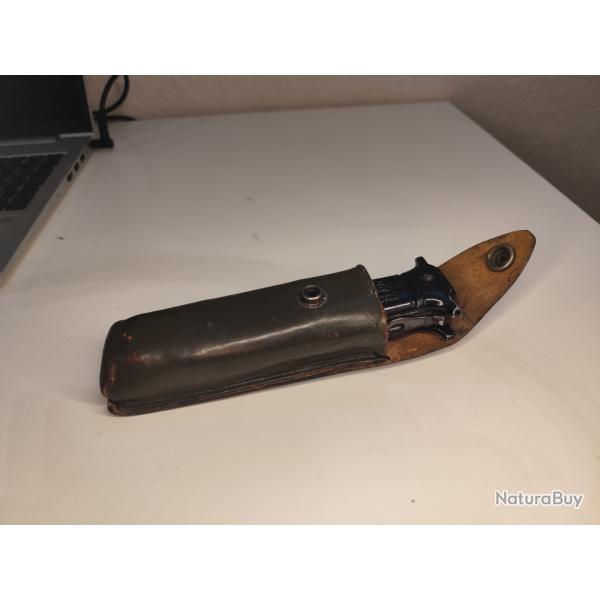 Couteau  multifonctions � cran d arr�t Commando arm�e fran�aise.