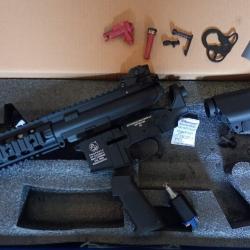 Corps base M4 m&eacute;tal, avec poign&eacute;e moteur et moteur d'origine