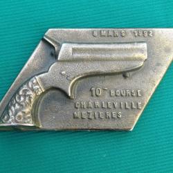 plaque comm&eacute;morative de la 10&egrave;me bourse de  CHARLEVILLE MEZIERES