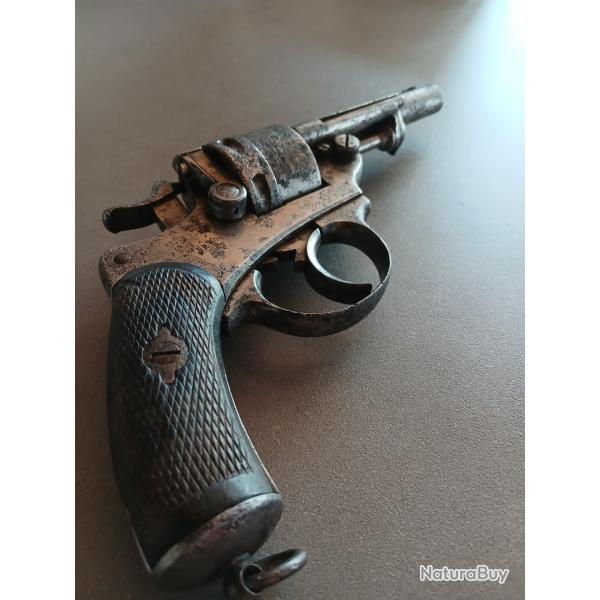 Revolver  1873. St etienne