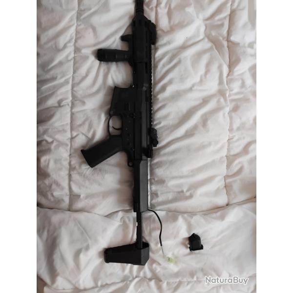 M4 honey badger double eagle (vendu comme non fonctionnelle)