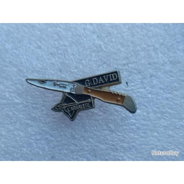 PINS CANIF COUTEAU G.DAVID ARBALETTE