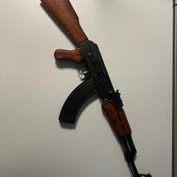Ak 47 mod&egrave;le Denix