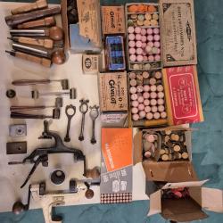 VENDS LOT COMPOSANTS ET MATERIEL RECHARGEMENT CALIBRE 16
