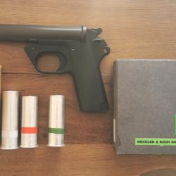 Pistolet lance-fus&eacute;es r&eacute;glementaire allemand mod&egrave;le HK P2A1