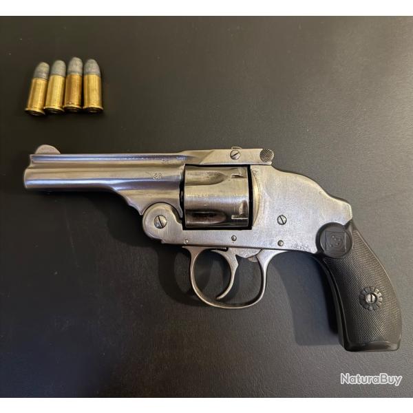 Revolver Harrington & Richardson cal. 38S&W - Double Action (cat�gorie D)