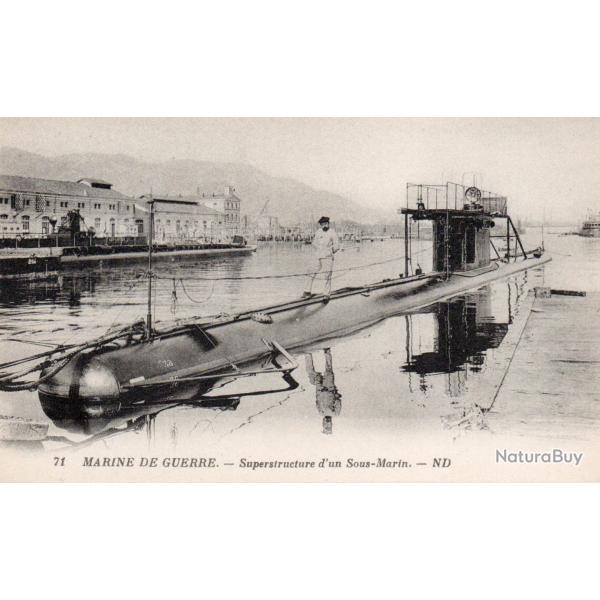 Carte Postale Marine de Guerre Le sous-marin est visible -N�7665