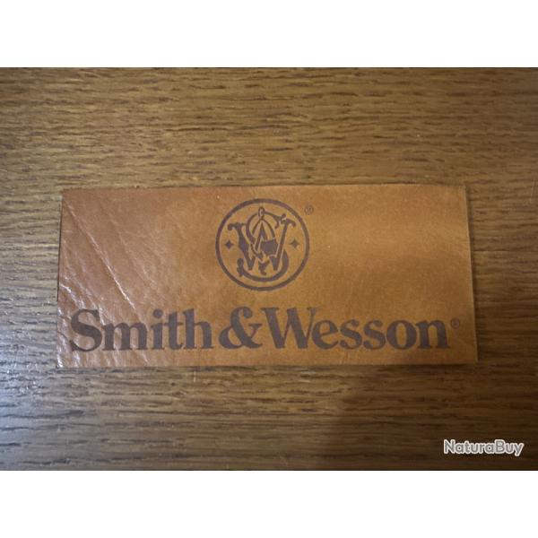 Logo Smith & Wesson sur cuir grand mod�le