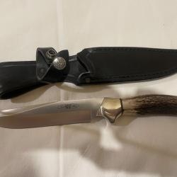 Couteau de chasse Nieto 8702 manche bois de cerf &eacute;tui cuir