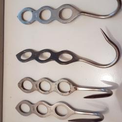crochets de boucherie anciens