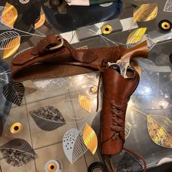 Colt poudre noire fab