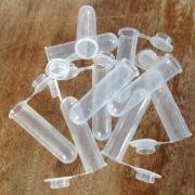 Boite Pour Tir à La Poudre Noire  Large , Incluant 50 Tubes  Max  2ml Deux Entonnoirs Pvc  Item 13903204