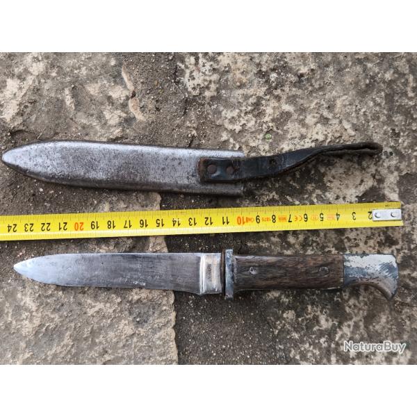 Poignard des jeunesses allemande WW2 modification de prise par v�t�ran fran�ais, plaquettes bois