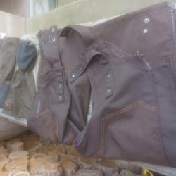 Cuissard jambi&egrave;res solognac , plus une paire de gu&ecirc;tres browning