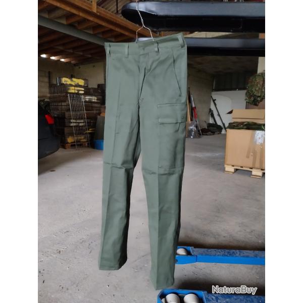 Pantalon kaki vert fonc� arm�e Belge neuf