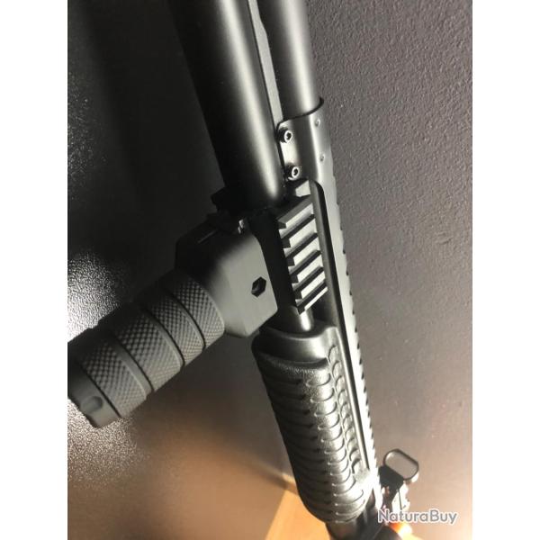 POIGN�E AVANT PICATINNY