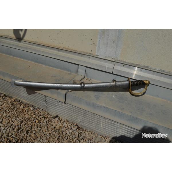 Sabre cavalerie = Reproduction pakistanaise ou Indienne