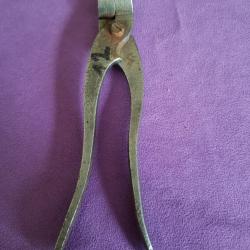 Moule &agrave; balles ronde 12mm ancien