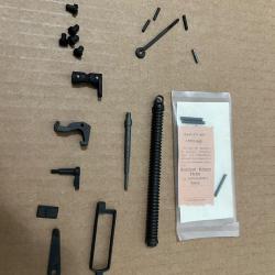 Pi&egrave;ces neuves pour Pistolet Mle 1935 A