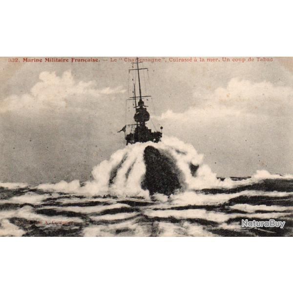 Carte postale repr�sentant un navire de guerre fran�ais, le "Charlemagne", cuirass� en mer -N�7669