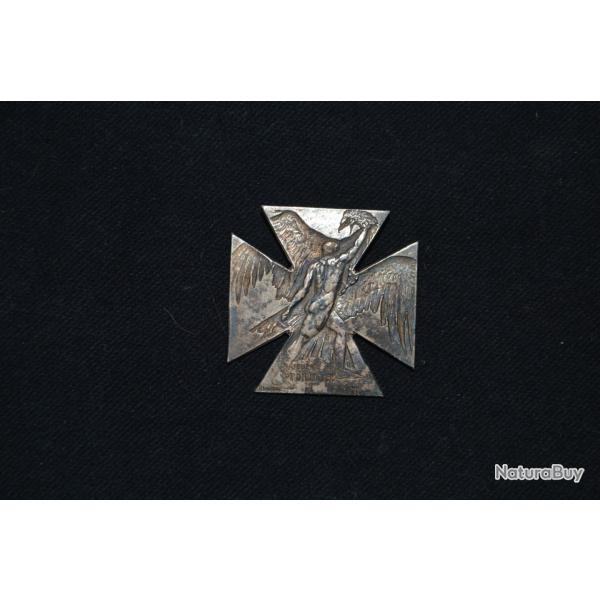 MAGNIFIQUE INSIGNE JOURNEE DU POILU 1915 SIGNE RENE LALIQUE (ARGENT)- GRANDE GUERRE 1914/18