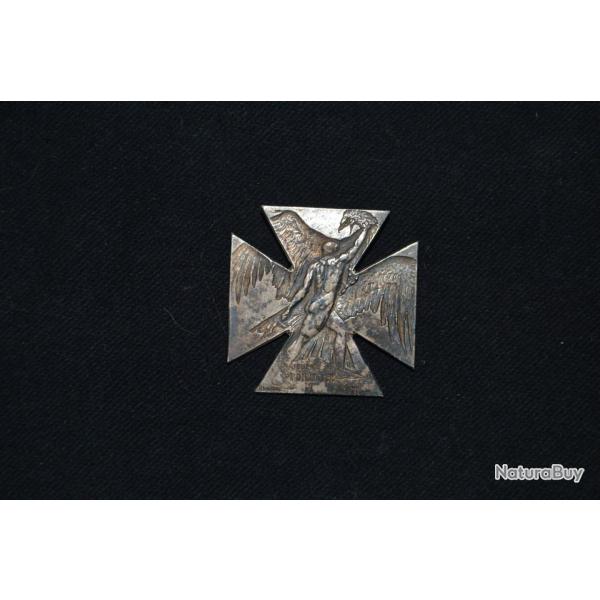 MAGNIFIQUE INSIGNE JOURNEE DU POILU 1915 SIGNE RENE LALIQUE (ARGENT)- GRANDE GUERRE 1914/18