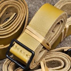 Bretelle MAS36 neuve couleur moutarde
