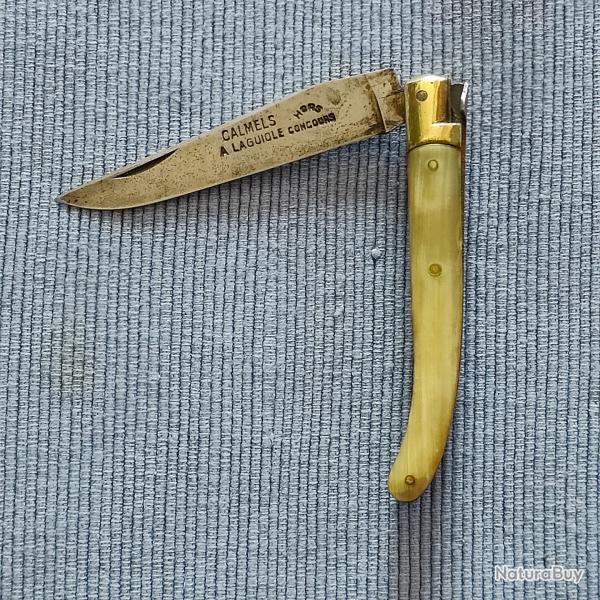 Ancien Laguiole Calmels Mouche ressort lisses, Corne et laiton 1960