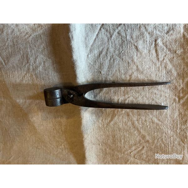 un moule a balles rondes de cal 17.5 mm