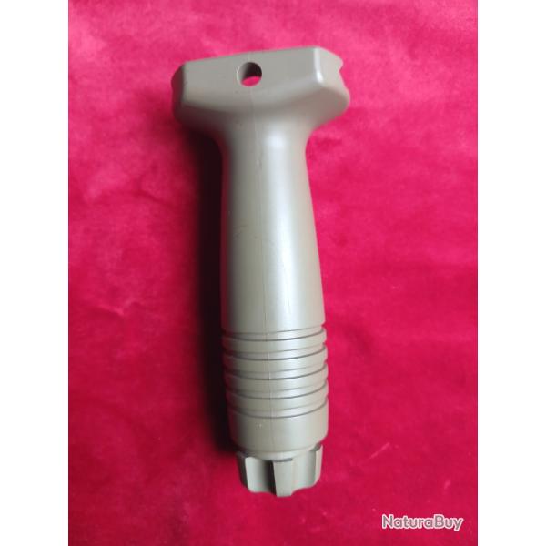 poign�e tactique TAN universelle / Picatinny 21 mm.