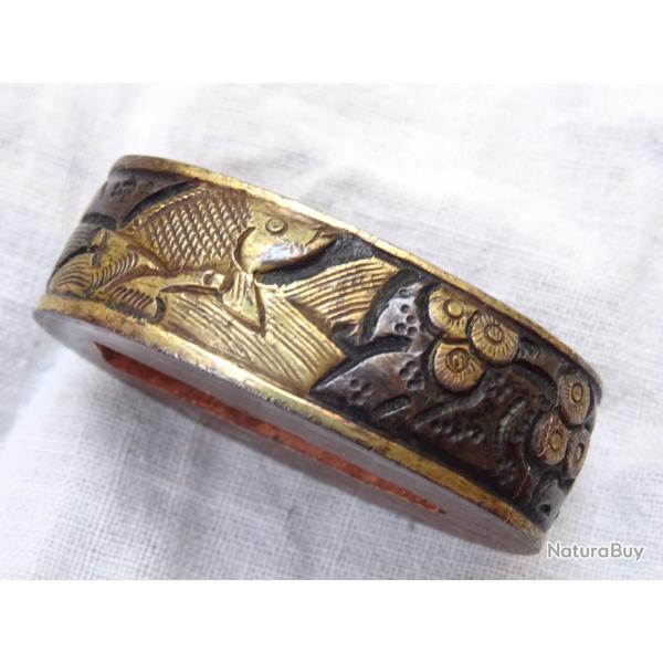 J 313 ) lot =  beau  fushi   = �poque �do