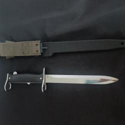 Ba&iuml;onnette de parade  famas