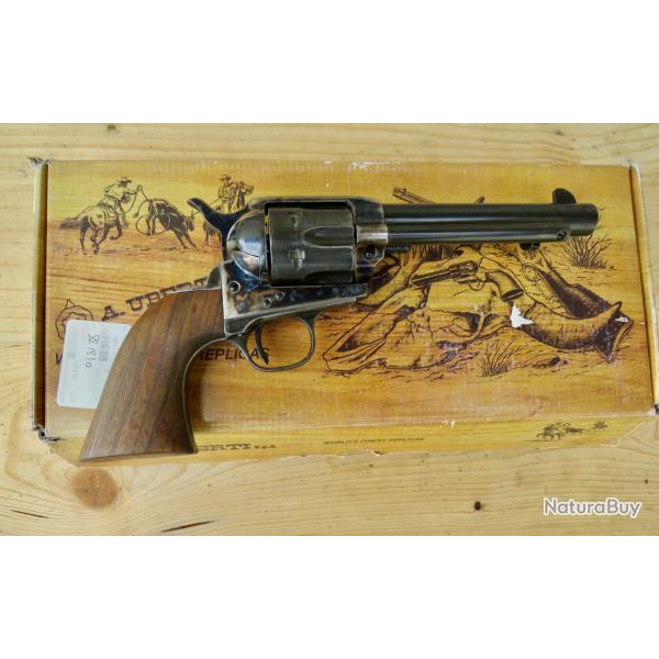 Uberti revolver COLT 1873 Cattleman  New Model. cal 44WCF 44-40