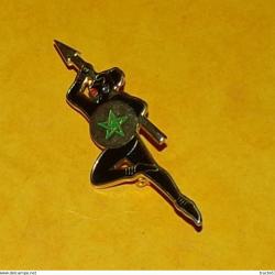 ARMEE&nbsp;DE L'AIR&nbsp;: 3&deg; Escadron du Groupe Ecole 314,&nbsp;FABRICANT SANS, HOMOLOGATION&nbsp;SANS ,BON ETAT VOIR P