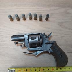 bulldog 320 et ses 7 balles d'origine