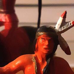 Stalux: cavalier et pi&eacute;ton indiens