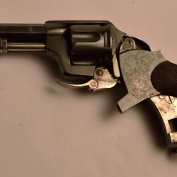 Rare Revolver &agrave; syst&egrave;me "BALDET - FRERES" - calibre 320 - Bon &eacute;tat