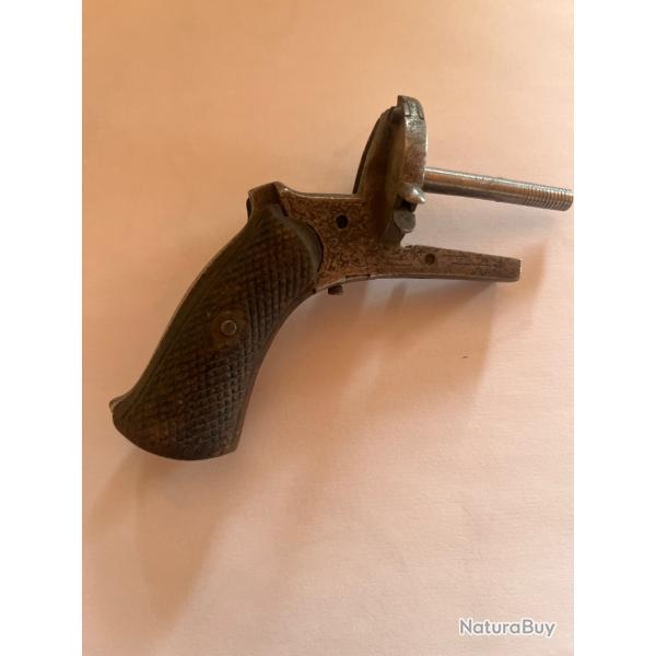 Carcasse pistolet � broche