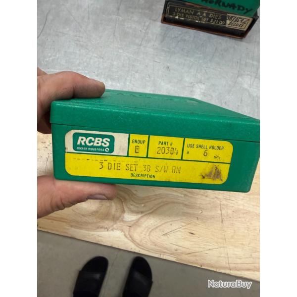 JEU D'OUTILS RCBS  38 S&W RN