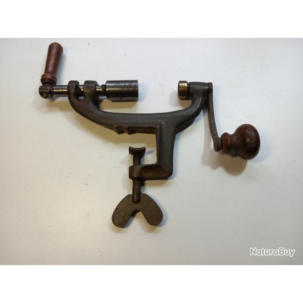 Sertisseur cartouches