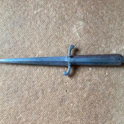 ancien COUTEAU DAGUE VERTUE / CONCEPTION MONOBLOC TBE