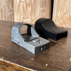 ENCHERES 1� - POINT ROUGE DOCTER SIGHT II + VIS